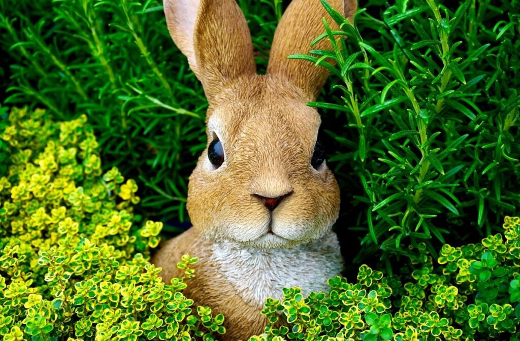 Rabbit Garden Statue