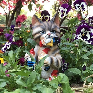 Garden Gnome Statue Cat Massacre