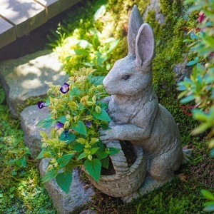 Garden Statues as Gifts